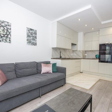 Inpoint Zablocie Modern Apartments For Work&Travel Cracovie Extérieur photo