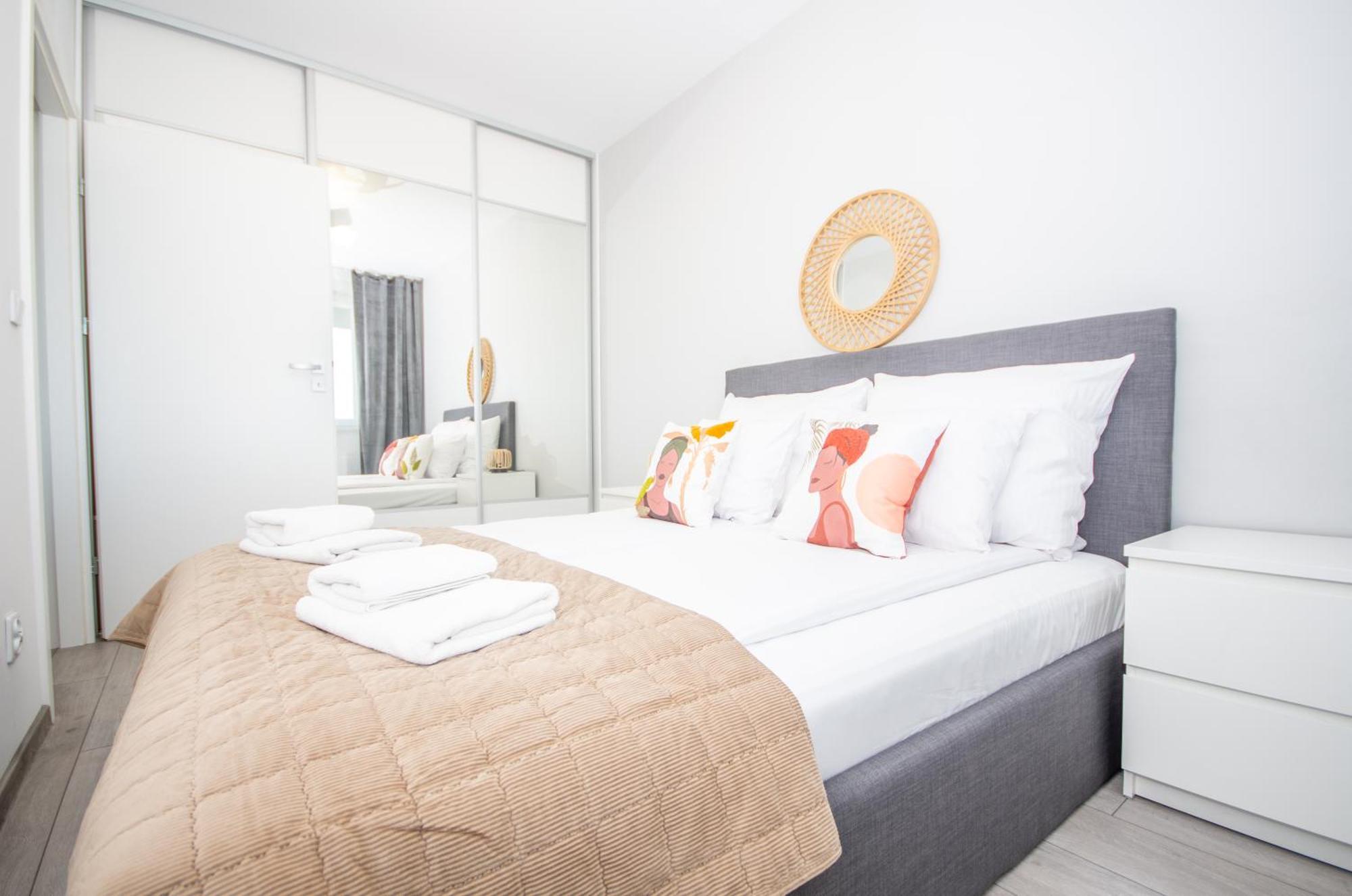 Inpoint Zablocie Modern Apartments For Work&Travel Cracovie Extérieur photo